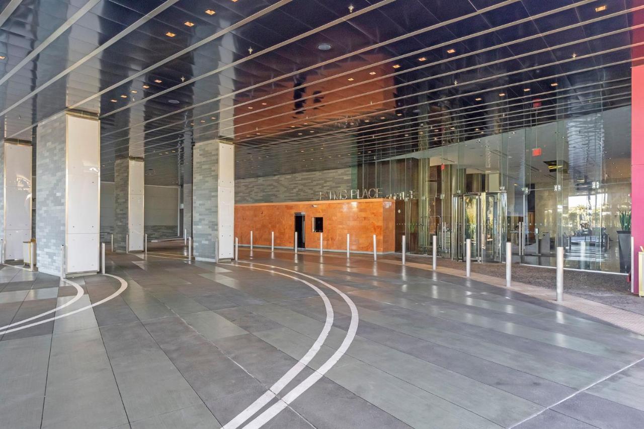 Huge Modern Luxury 17 Floor Panoramic Corner Suite With Open Balcony Las Vegas Zewnętrze zdjęcie